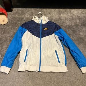 Nike windbreaker boys xl , lightly worn